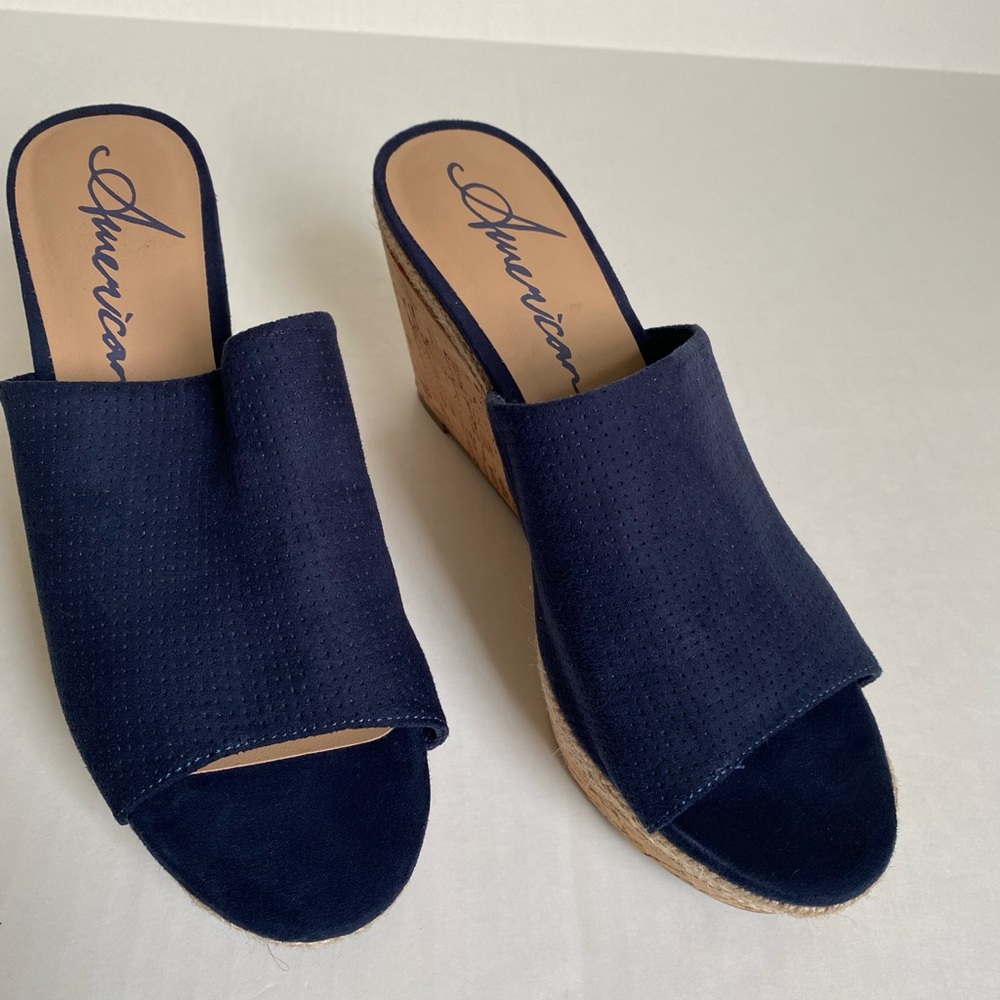 American Rag Womens Platform Sandal